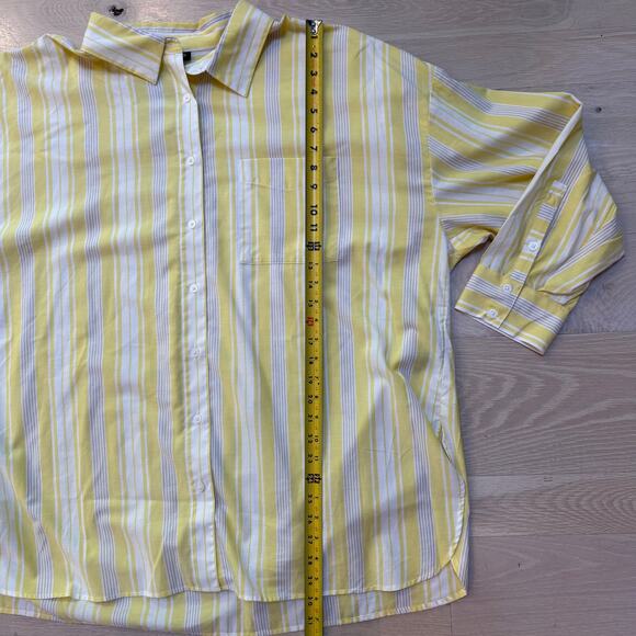 NWT Torrid Drop Shoulder Shirt SZ 2 Daydream Stripe 43420637 Butter Yellow - Picture 7 of 8